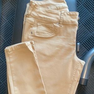 Maurice’s Skinny Jegging Pant Size Small